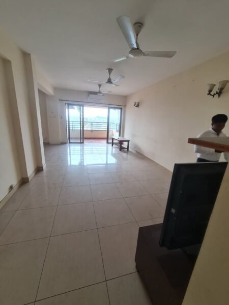 Central Park-1,3BHK+SR,1900 Sq.Ft. Luxury Apartment Golf Course Road, Gurgaon@9810010820