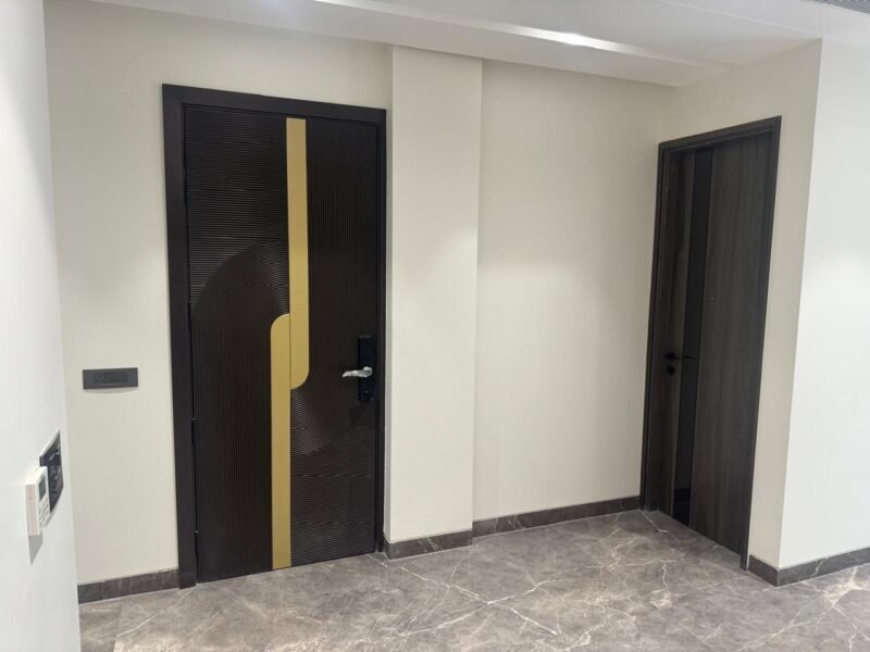 Brand New 4BHK Builder Floor for Sale in DLF Phase 1, Gurgaon @9811594449