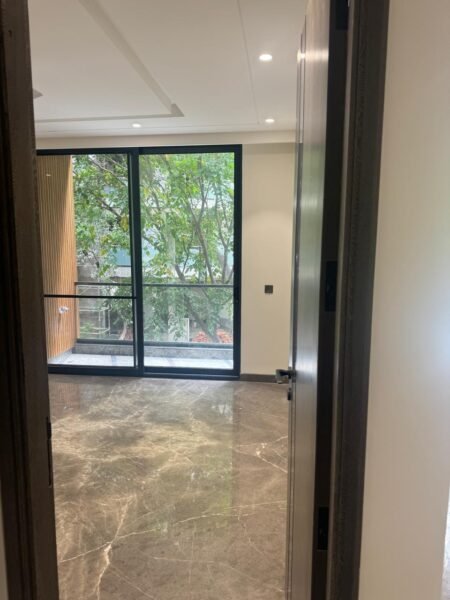 Brand New 4BHK Builder Floor for Sale in DLF Phase 1, Gurgaon @9811594449