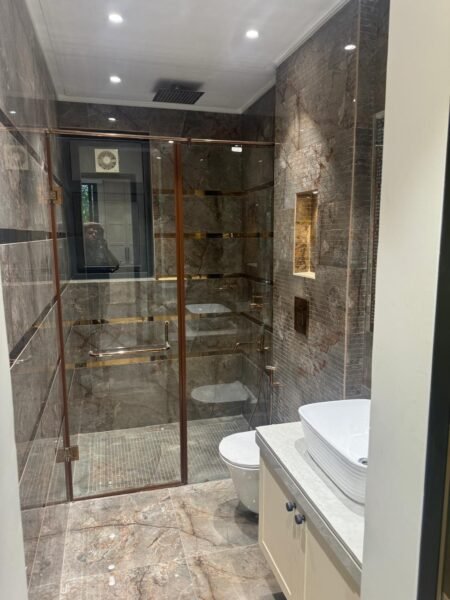 Brand New 4BHK Builder Floor for Sale in DLF Phase 1, Gurgaon @9811594449