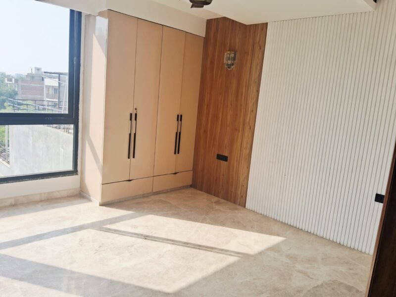 🏡 FOR RENT | DLF PHASE-1, GURGAON 🏡