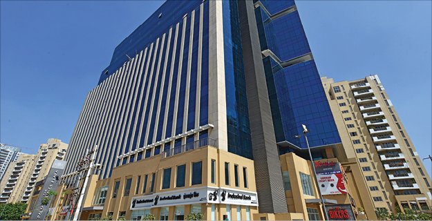 Fully Furnished Office Space for Rent in Emaar The Palm Spring Plaza, Sector 54, Gurgaon
